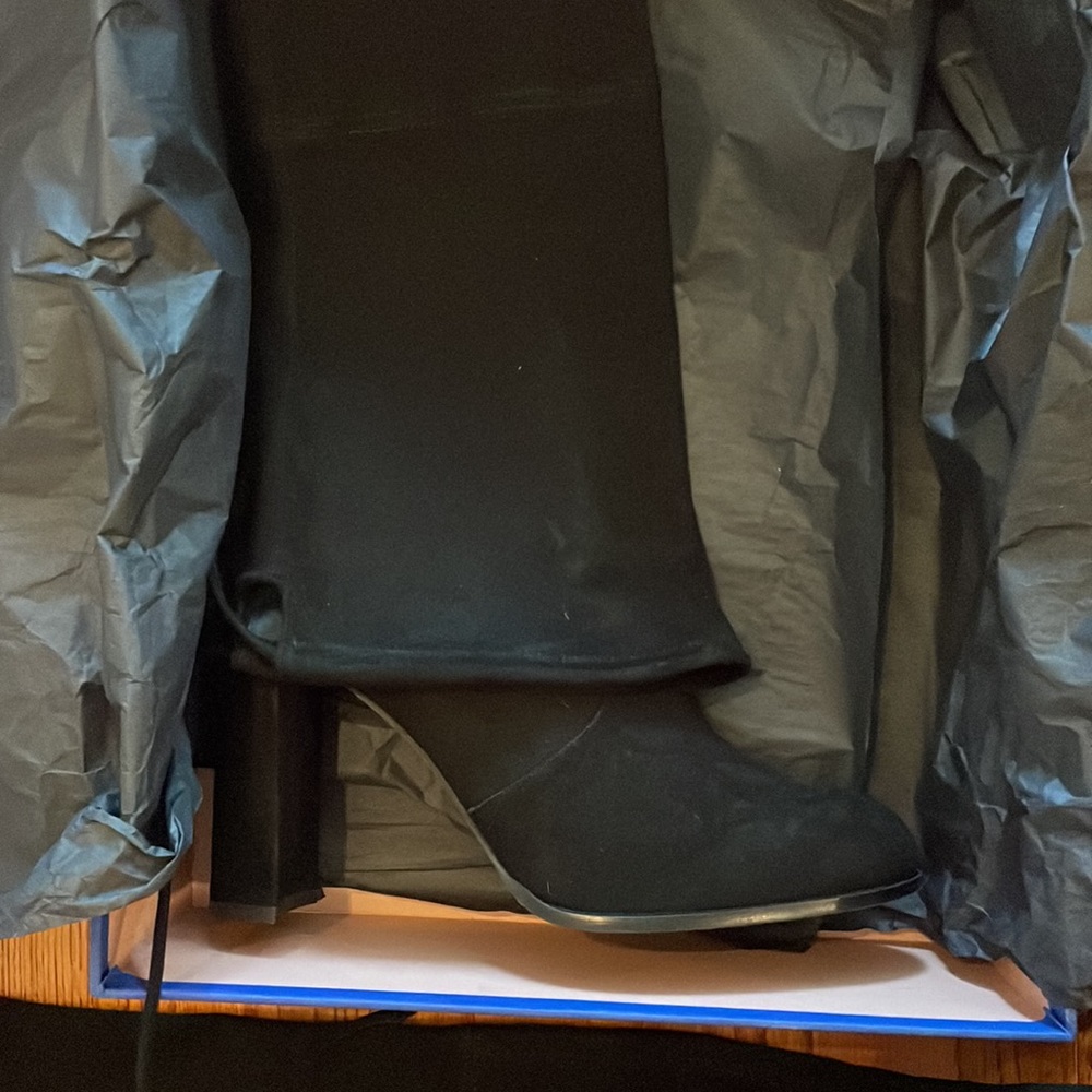 Stuart Weitzman Women's HILINE Over The Knee Boot brand new in box size 11 - Picture 12 of 13